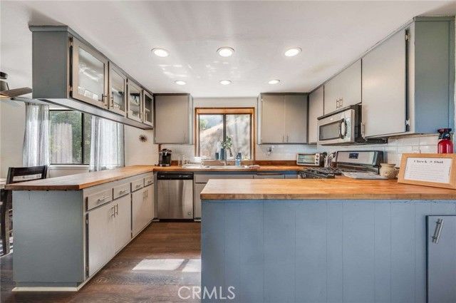 25389 Oak Glen, Twin Peaks, CA 92391