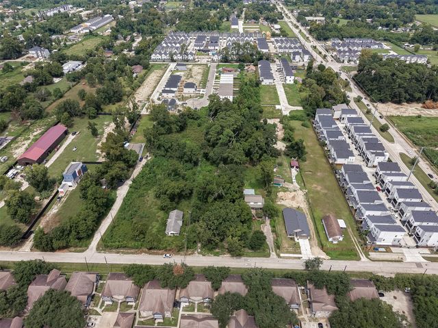 1122 Paul Quinn Street, Houston, TX 77091