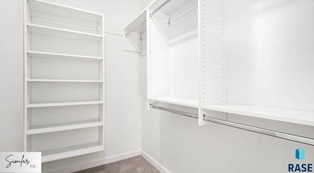 5609 W Cushman St Street, Sioux Falls, SD 57107