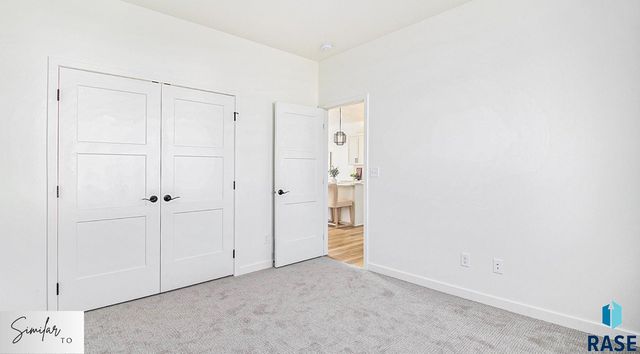 5609 W Cushman St Street, Sioux Falls, SD 57107