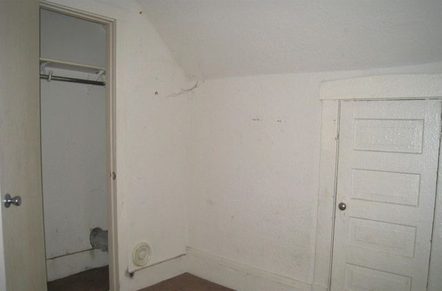 952 Logan Street, Grand Rapids, MI 49506