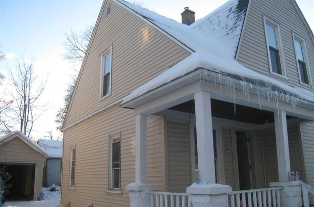 952 Logan Street, Grand Rapids, MI 49506