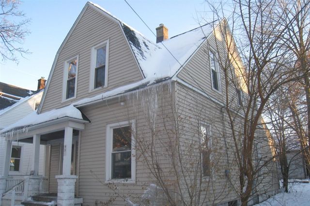 952 Logan Street, Grand Rapids, MI 49506