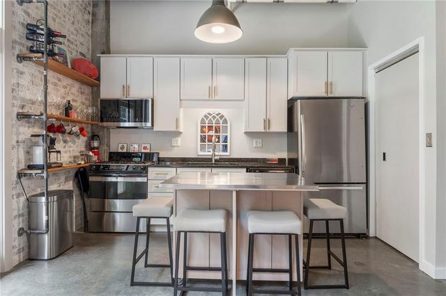640 Glen Iris Drive NE 418, Atlanta, GA 30308