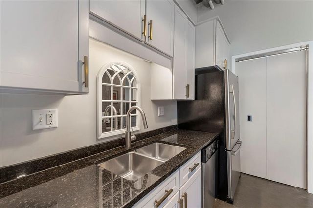 640 Glen Iris Drive NE 418, Atlanta, GA 30308