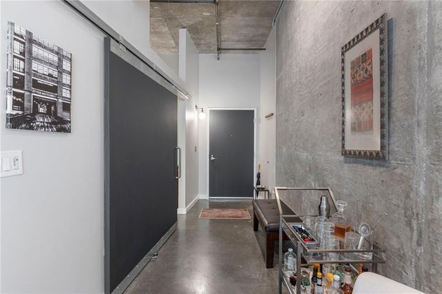 640 Glen Iris Drive NE 418, Atlanta, GA 30308