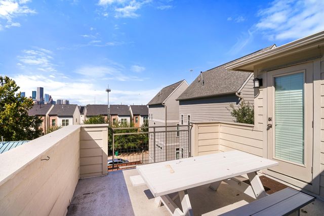2903 Gillespie Street C, Houston, TX 77020
