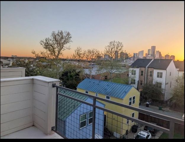 2903 Gillespie Street C, Houston, TX 77020