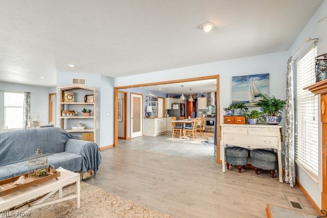 1110 Woodglen Circle, Medina, OH 44256