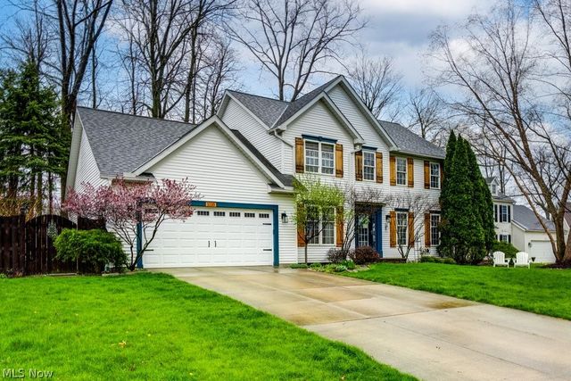 1110 Woodglen Circle, Medina, OH 44256