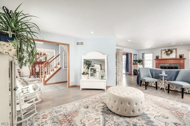 1110 Woodglen Circle, Medina, OH 44256