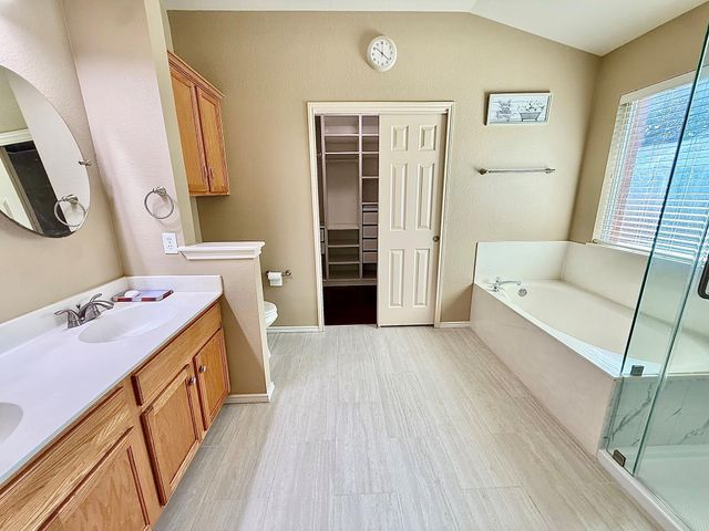 3230 Arroyo Bluff LN, Round Rock, TX 78681