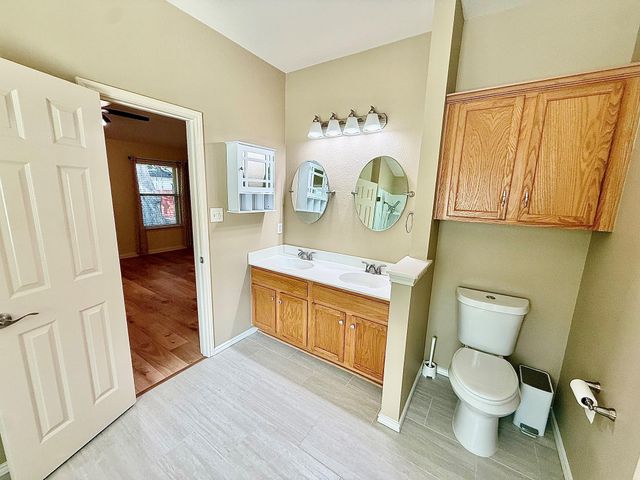 3230 Arroyo Bluff LN, Round Rock, TX 78681