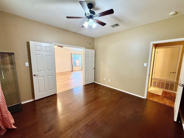 3230 Arroyo Bluff LN, Round Rock, TX 78681