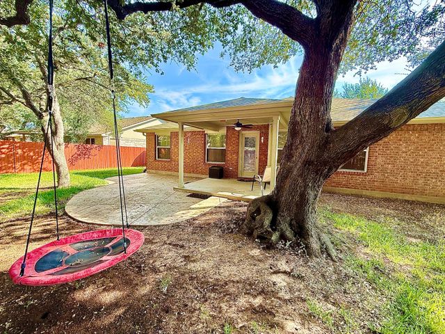 3230 Arroyo Bluff LN, Round Rock, TX 78681