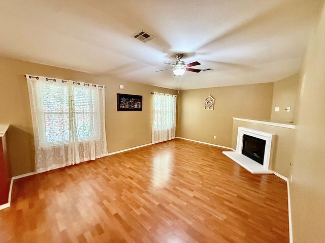 3230 Arroyo Bluff LN, Round Rock, TX 78681