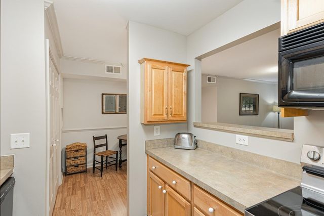 2216 Myron Drive 102, Raleigh, NC 27607