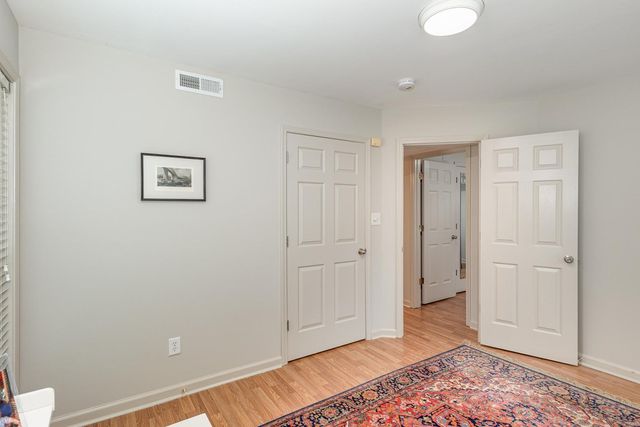 2216 Myron Drive 102, Raleigh, NC 27607