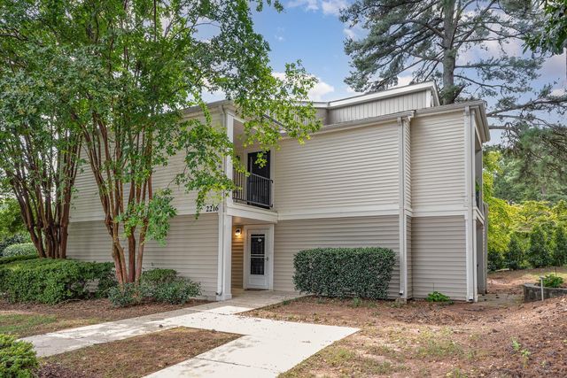 2216 Myron Drive 102, Raleigh, NC 27607