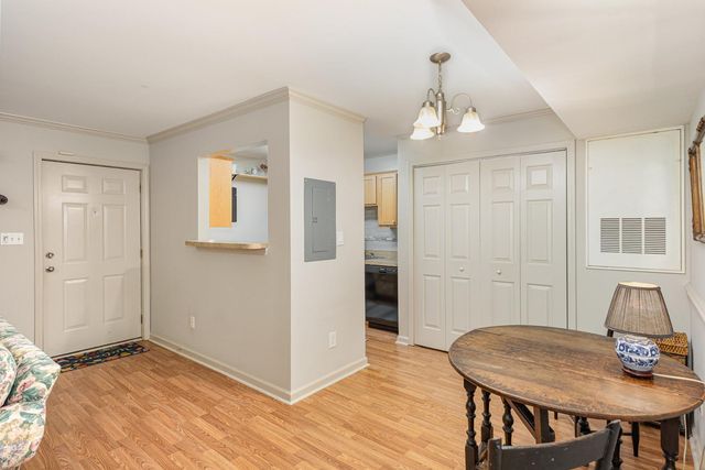 2216 Myron Drive 102, Raleigh, NC 27607
