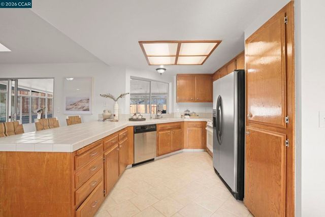 5100 Ramsgate Ct, Fairfield, CA 94534