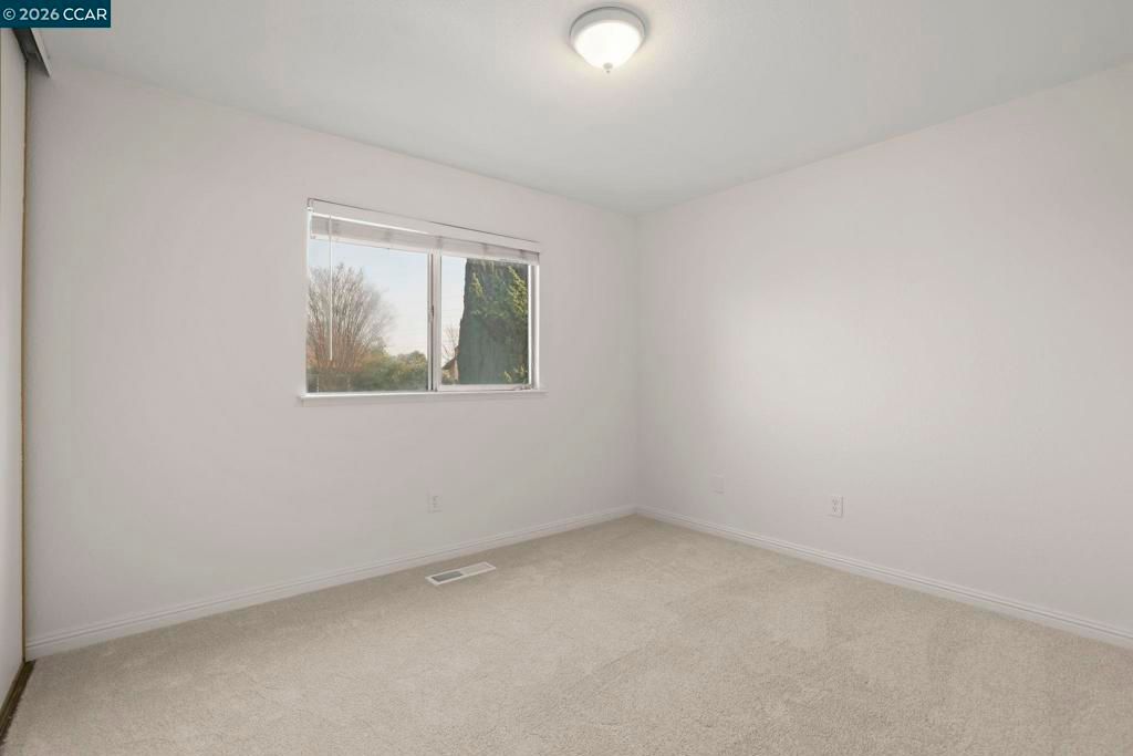 Image 21 of property listing at 5100 Ramsgate Ct, Fairfield, CA 94534