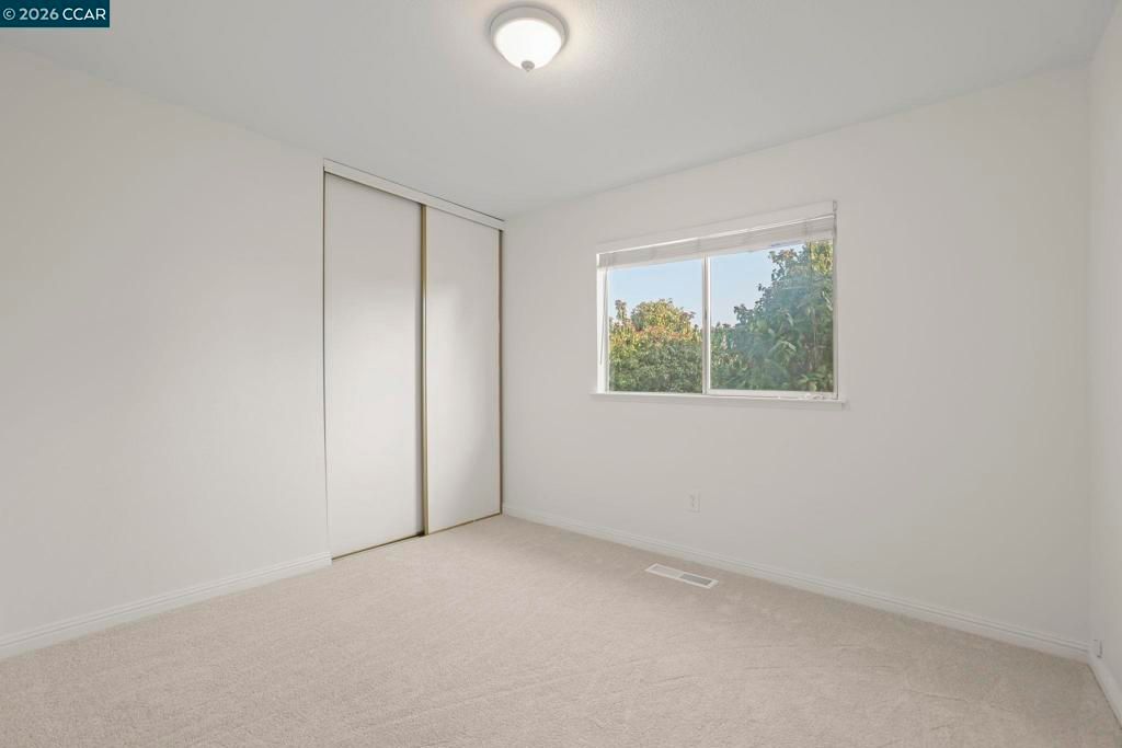 Image 22 of property listing at 5100 Ramsgate Ct, Fairfield, CA 94534