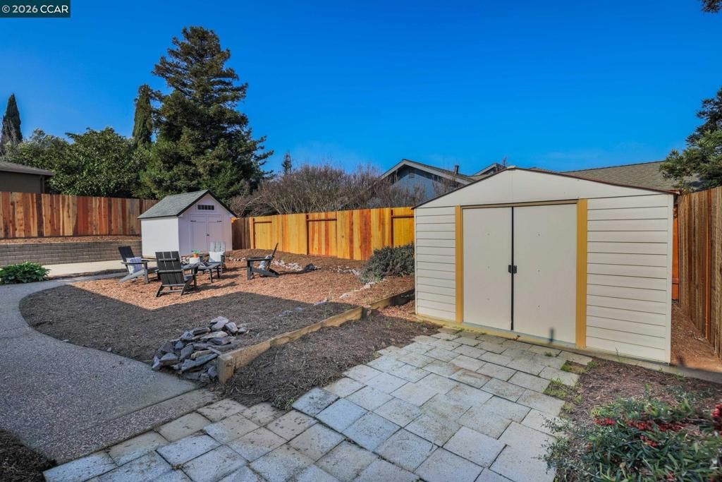 Image 24 of property listing at 5100 Ramsgate Ct, Fairfield, CA 94534