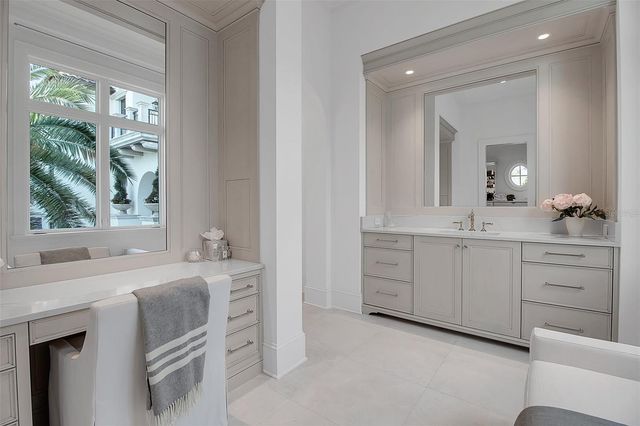 7366 POINT OF ROCKS ROAD, Sarasota, FL 34242