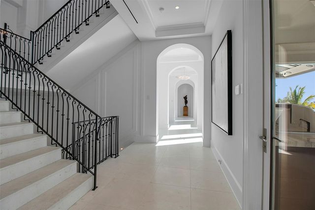 7366 POINT OF ROCKS ROAD, Sarasota, FL 34242