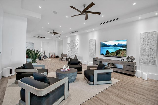 7366 POINT OF ROCKS ROAD, Sarasota, FL 34242
