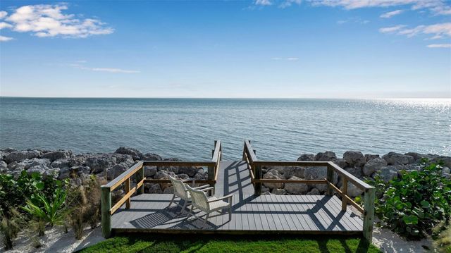7366 POINT OF ROCKS ROAD, Sarasota, FL 34242