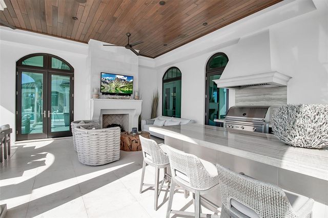 7366 POINT OF ROCKS ROAD, Sarasota, FL 34242