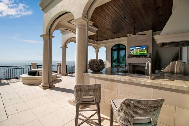 7366 POINT OF ROCKS ROAD, Sarasota, FL 34242
