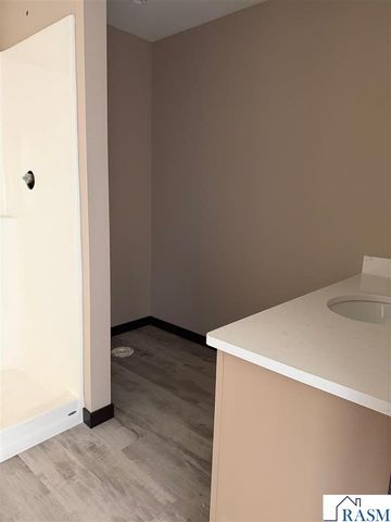 3204 Noble Drive, Mankato, MN 56001