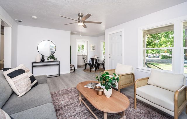 6118 Filbert Ave, Orangevale, CA 95662