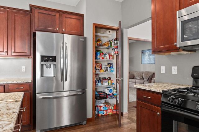 W6967 GLEN VALLEY DRIVE, Greenville, WI 54942
