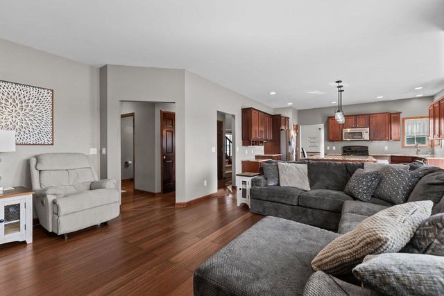 W6967 GLEN VALLEY DRIVE, Greenville, WI 54942