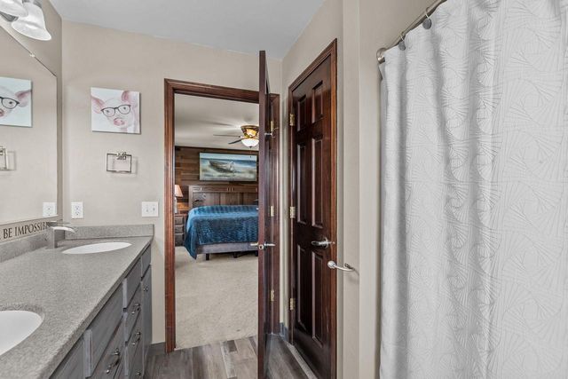W6967 GLEN VALLEY DRIVE, Greenville, WI 54942