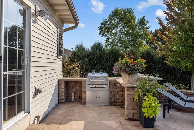 W6967 GLEN VALLEY DRIVE, Greenville, WI 54942
