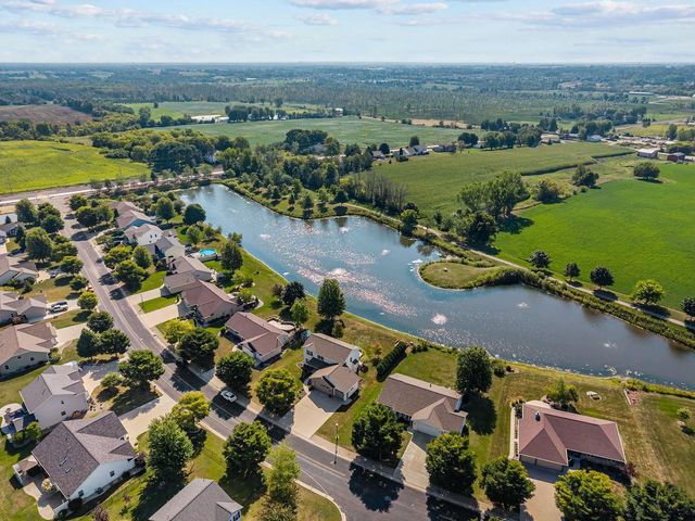 W6967 GLEN VALLEY DRIVE, Greenville, WI 54942