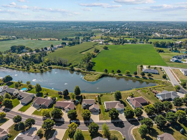 W6967 GLEN VALLEY DRIVE, Greenville, WI 54942