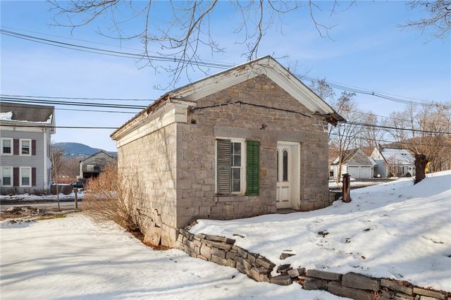 352 Main Street, Schoharie, NY 12157