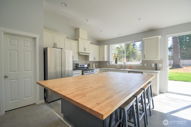 14120 Englund Lane SW, Tenino, WA 98589
