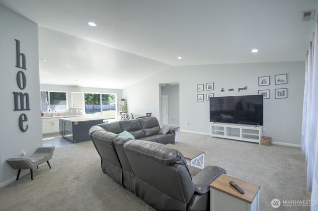 14120 Englund Lane SW, Tenino, WA 98589