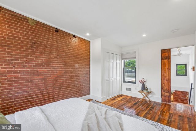 1323 N 4TH ST, Philadelphia, PA 19122