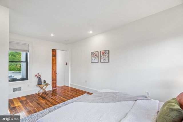 1323 N 4TH ST, Philadelphia, PA 19122