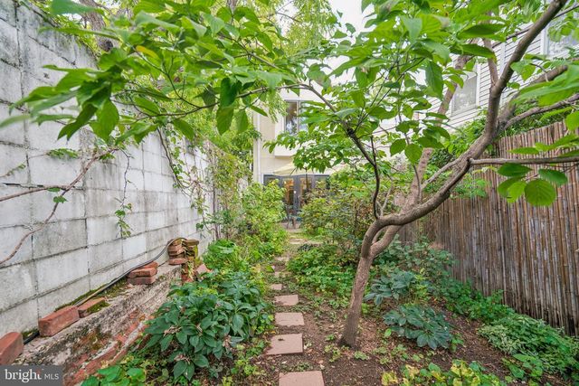 1323 N 4TH ST, Philadelphia, PA 19122