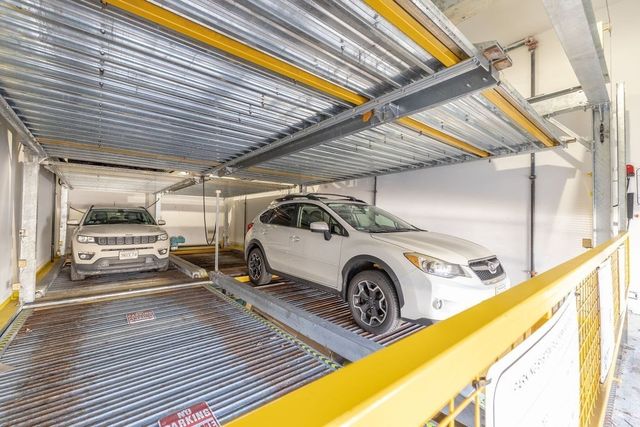 472 W Broadway 501, Boston, MA 02127