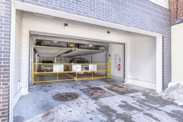 472 W Broadway 501, Boston, MA 02127